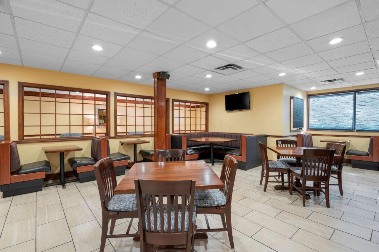 路易斯维尔东最佳西方酒店 路易斯威尔 外观 照片